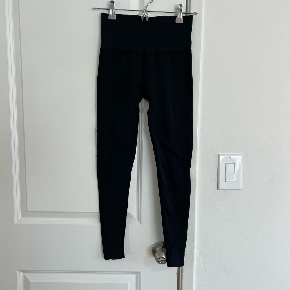 SET Active Black Leggings